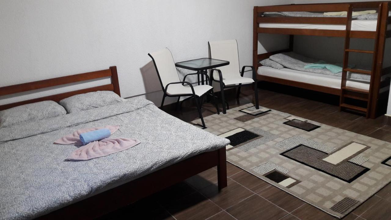 Lola Guest House Vuthaj Kültér fotó