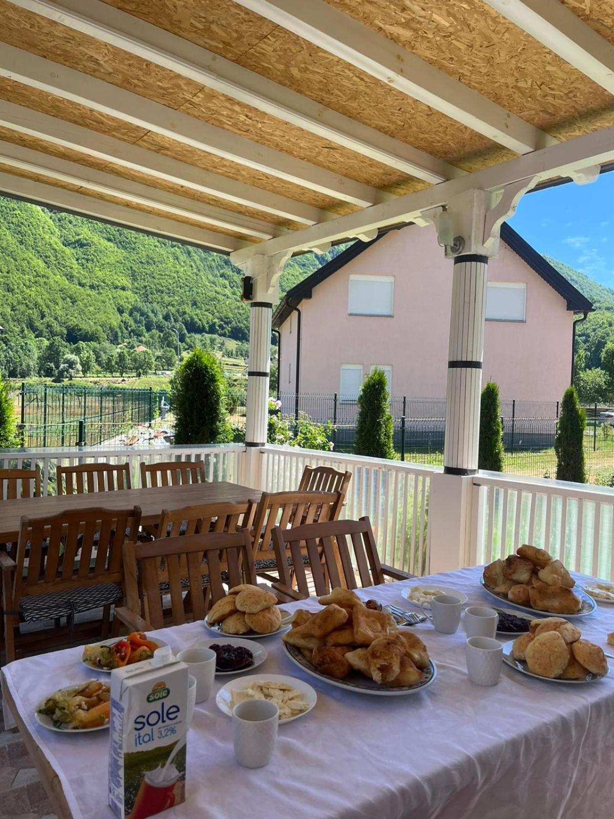 Lola Guest House Vuthaj Kültér fotó